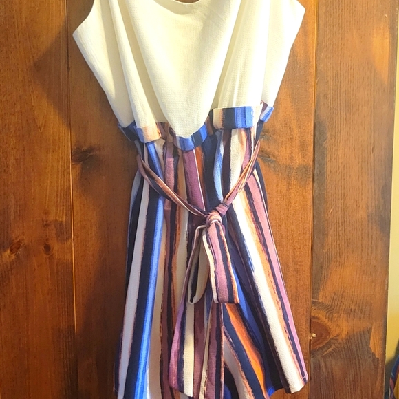 Kismet Romper - Picture 1 of 3